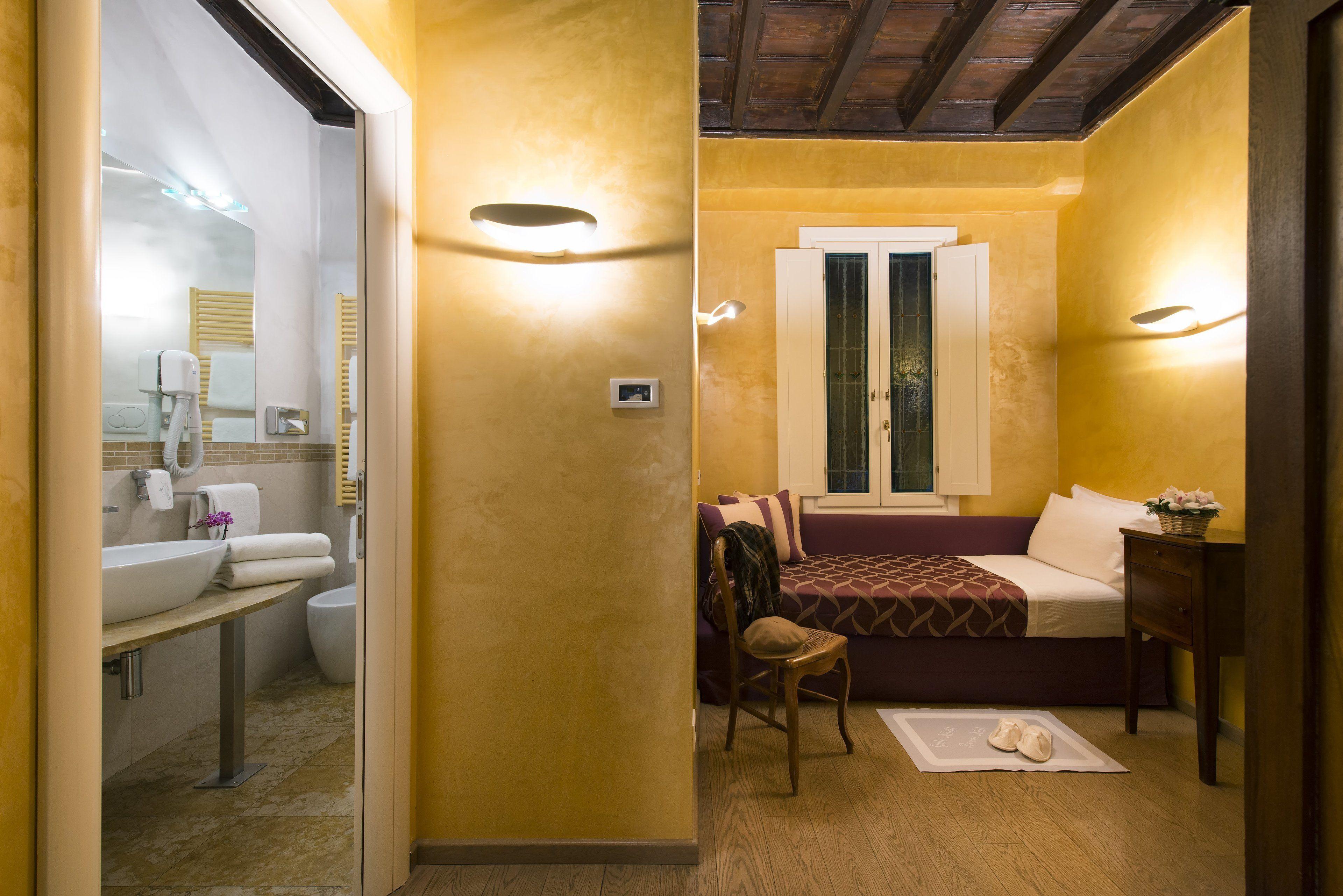 Relais Maddalena Hotel - Rome — Photos 3